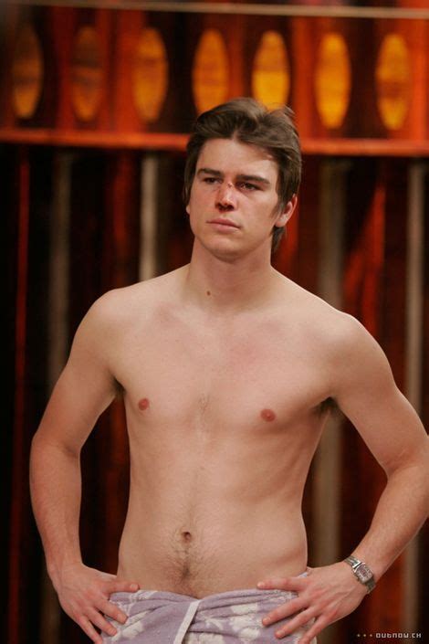 josh hartnett nude|Josh Hartnetts Shirtless Trap Scene Is Deeper Than You Think